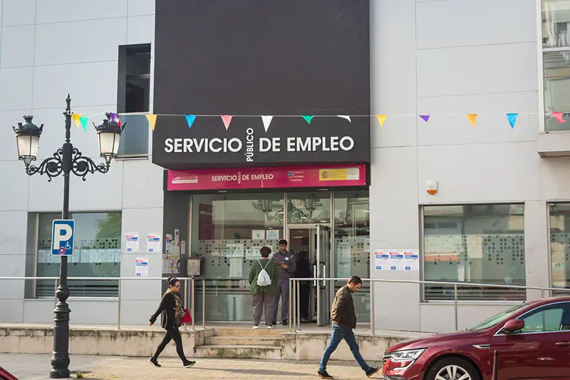 Una oficina de empleo en Cantabria. EP / Archivo