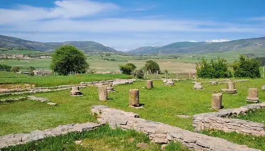 emerge como un monumento a la planificaci&oacute;n y el poder&iacute;o romano en la regi&oacute;n de Cantabria. / RRSS