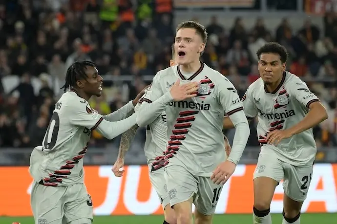 Florian Wirtz, del Leverkusen, celebra el primer gol de su equipo durante el partido de f&uacute;tbol de ida de semifinales de la UEFA Europa League entre el AS Roma y el Bayer 04 Leverkusen en el estadio Ol&iacute;mpico. Foto: Fabrizio Corradetti/LaPresse v&iacute;a ZUMA Press/dpa
Fecha: 02/05/2024.

Firma: Fabrizio Corradetti / LaPresse via / DPA