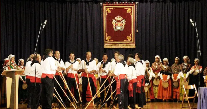 Fotograf&iacute;a de la Gala del folclore C&aacute;ntabro en pasadas ediciones. / Alerta