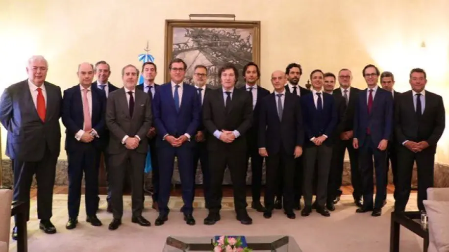 El presidente de Argentina, Javier Milei, reunido con empresarios espa&ntilde;oles. / Redes sociales