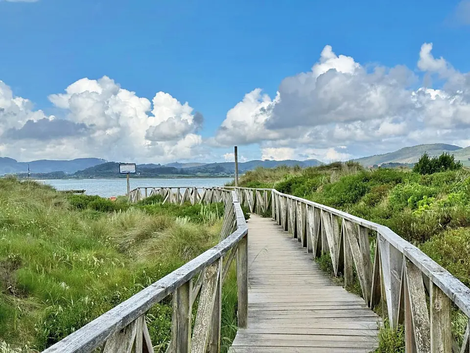 Fotograf&iacute;a de la pasarela de El Puntal donde se llevar&aacute;n a cabo las obras. / Alerta
