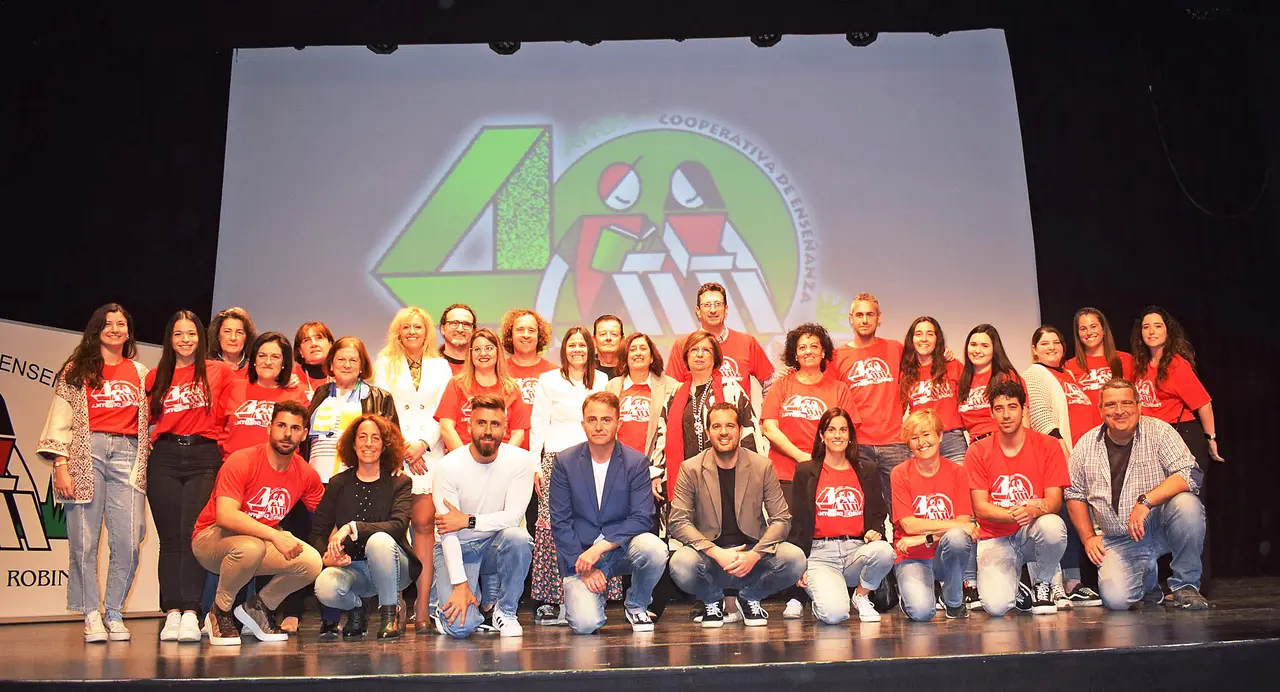 Fotograf&iacute;a de la celebraci&oacute;n del 40 aniversario. / Alerta
