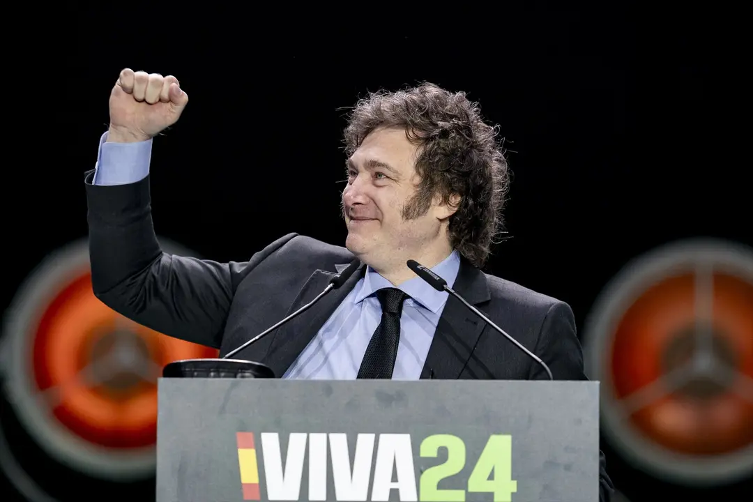 El presidente de Argentina, Javier Milei, interviene durante el acto &lsquo;Viva 24&rsquo; de Vox. A. P&eacute;rez Meca / Archivo