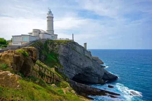 Imagen del Faro de Santander, conocido como el Faro de cabo Mayor. / A.S.