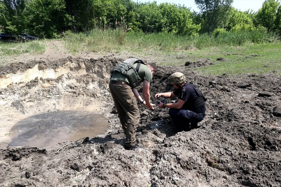 La zona donde impact&oacute; un misil ruso en Ucrania. Vyacheslav Madiyevskyy