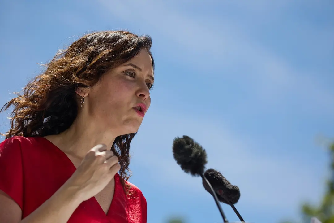 La presidenta de la Comunidad de Madrid, Isabel D&iacute;az Ayuso, interviene durante una manifestaci&oacute;n del PP. Jes&uacute;s Hell&iacute;n