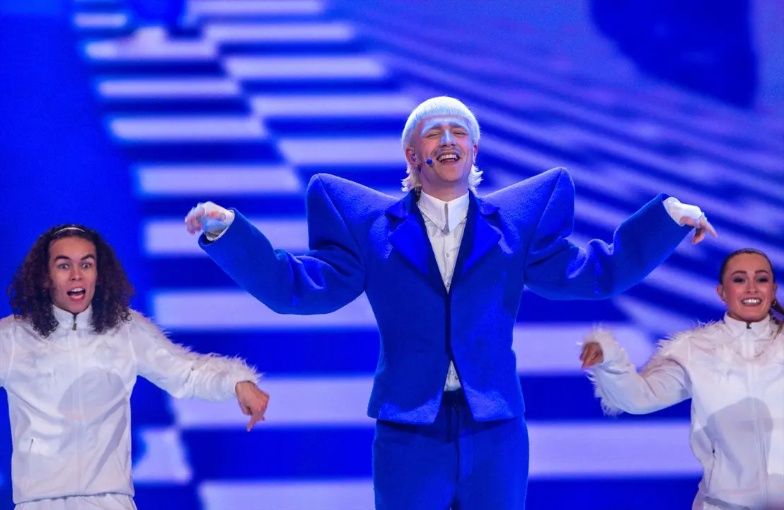 Joost Klein durante la segunda semifinal en Eurovisi&oacute;n, antes de ser descalificado. Jens B&uuml;ttner / Archivo