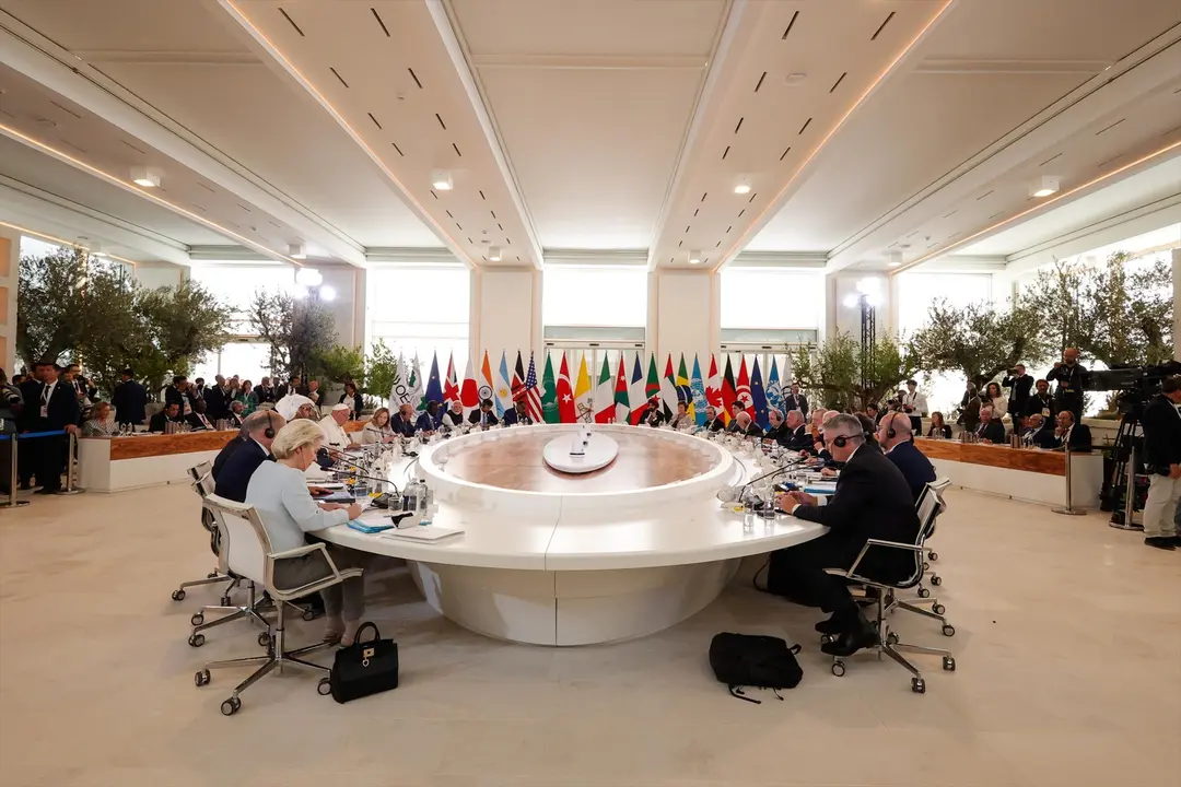 Una mesa redonda con los l&iacute;deres del G7. Giuseppe Lami