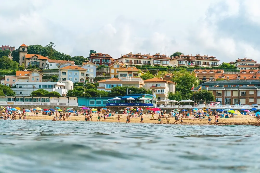 Playa de Comillas. / Alerta