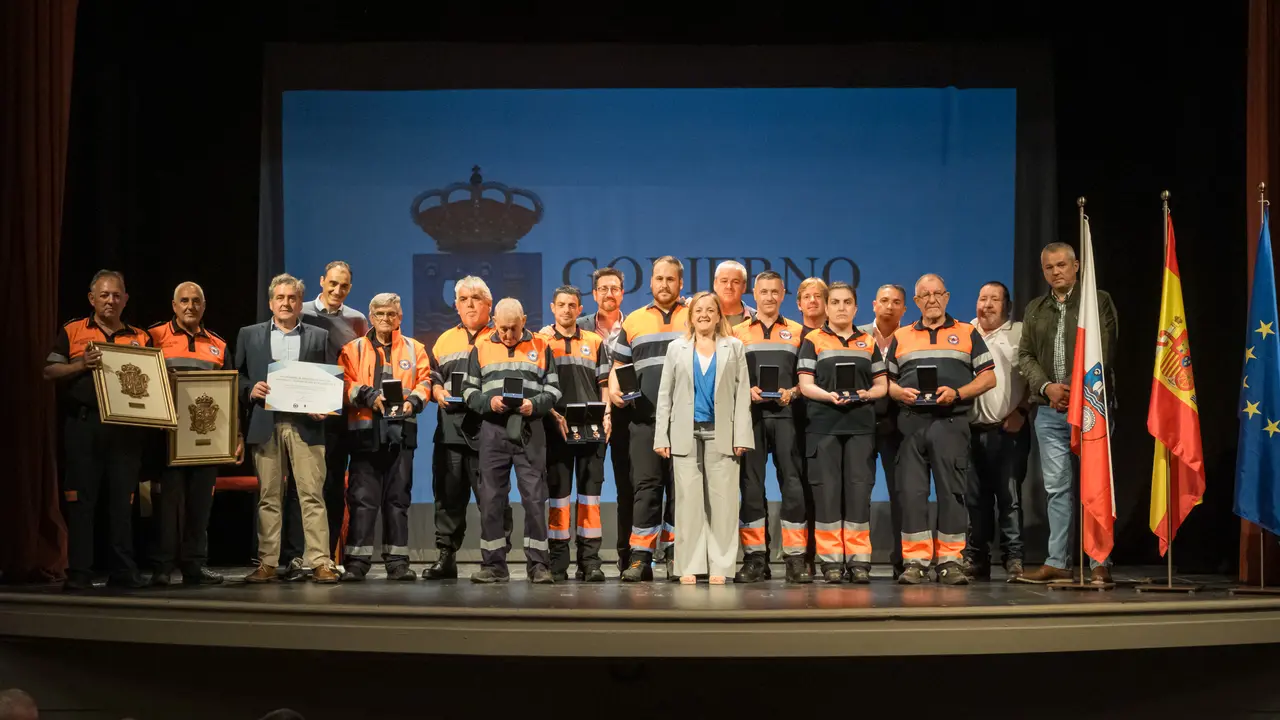 Homenaje en el Teatro Principal de Reinosa. / A.E