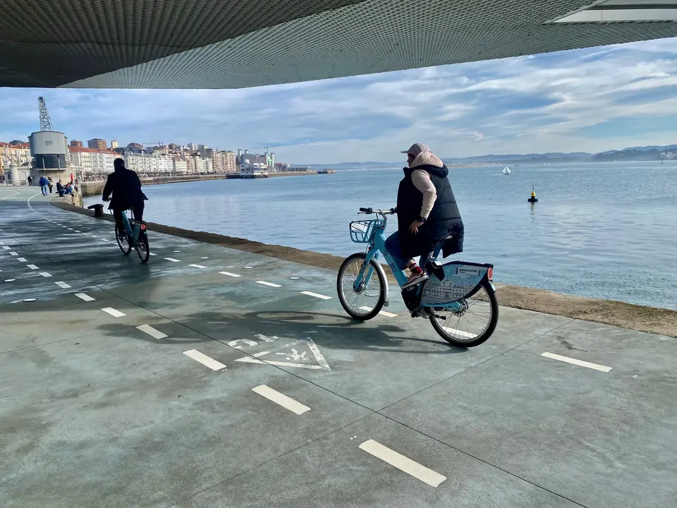Nuevas bicis el&eacute;ctricas de Santander. / A.E.