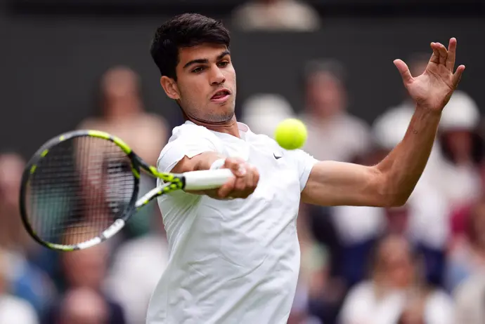 El tenista espa&ntilde;ol Carlos Alcaraz en Wimbledon. / John Walton