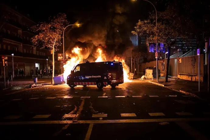 Incidentes tras la manifestaci&oacute;n convocada por Tsunami Democratic por el partido entre el FC Barcelona-Real Madrid en el Camp Nou, a 18 de diciembre de 2019
Fecha: 18/12/2019.

Foto de ARCHIVO

Firma: David Zorrakino / Europa Press