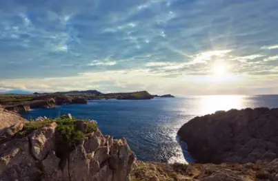 El sol y el calor vuelven a Cantabria. / A.S.