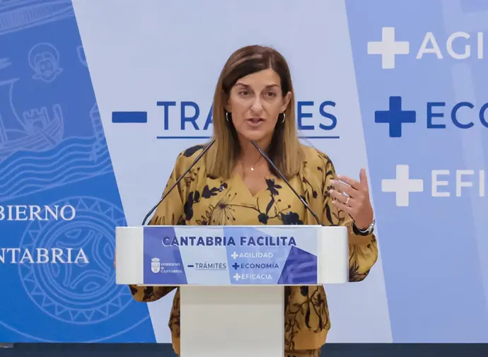 La presidenta de Cantabria, Mar&iacute;a Jos&eacute; S&aacute;enz de Buruaga. / A.E