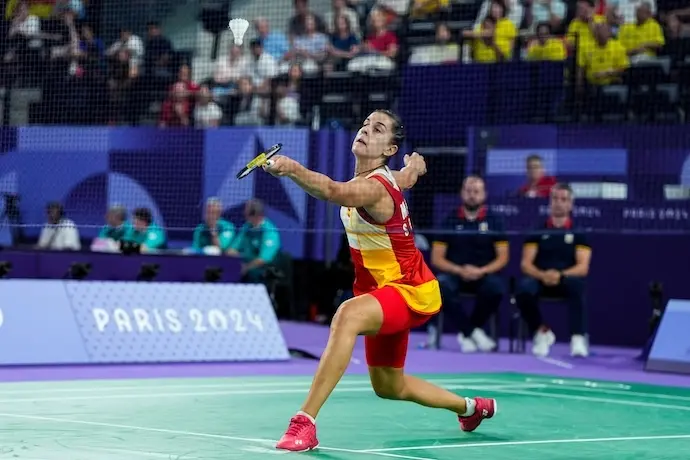 Carolina Marin de Espa&ntilde;a en acci&oacute;n contra Aya Ohori de Jap&oacute;n durante los Cuartos de Final de Individuales Femeninos de B&aacute;dminton en La Chapelle Arena Court 1 durante los Juegos Ol&iacute;mpicos de Par&iacute;s 2024 el 3 de agosto de 2024 en Par&iacute;s, Francia.

Firma: AFP7 / Europa Press
