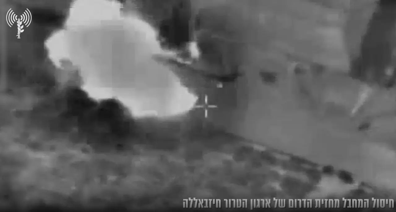 Bombardeo israel&iacute; sobre un veh&iacute;culo en el sur de L&iacute;bano en el que ha muerto un supuesto responsable de Hezbol&aacute;. Fuerzas Armadas de Israel