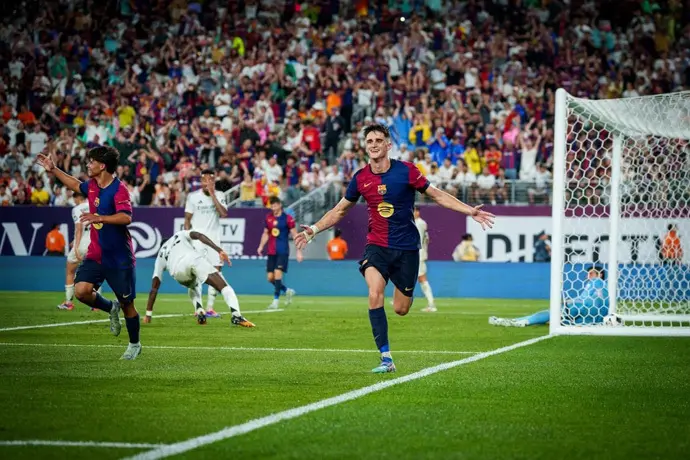 Pau V&iacute;ctor decide para el Bar&ccedil;a el Cl&aacute;sico del verano ante el Real Madrid. / FCB
04/8/2024
