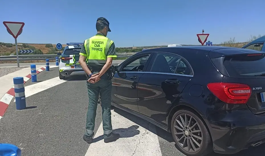 Guardia Civil de Tr&aacute;fico
GUARDIA CIVIL
12/7/2024