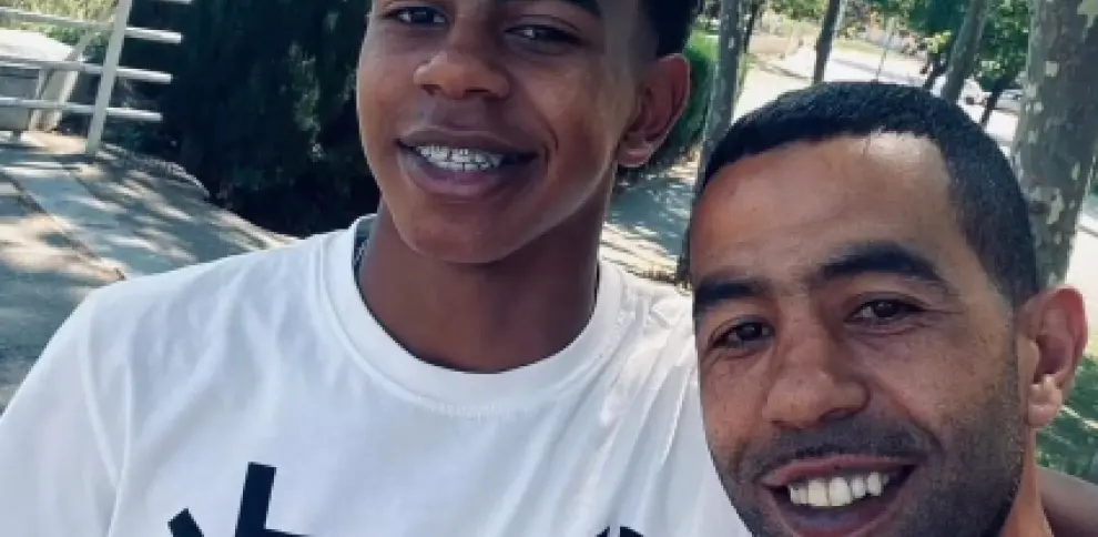 Lamine Yamal y su padre en una fotograf&iacute;a antigua de ambos  Instagram/@hustle_hard_304