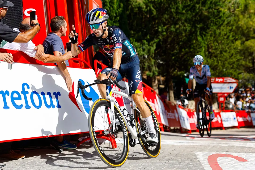 Roglic durante la &uacute;ltima etapa de La Vuelta. / @SprintCycling