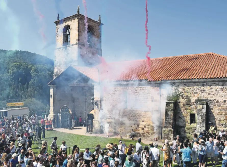 El D&iacute;a Grande, el 8 de septiembre, comenzar&aacute; con el disparo de cohetes y pasacalles con pito y tambor en el Santuario. / ALERTA