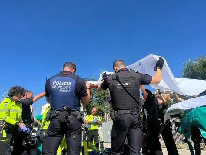 Acusan de intento de homicidio al conductor cuya novia qued&oacute; herida grave tras golpearle. / EP