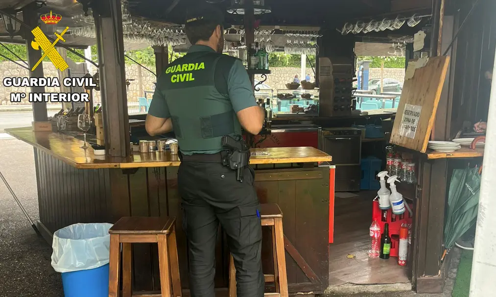 La Guardia Civil de tiene a un var&oacute;n como presunto autor de un robo en un chiringuito de Noja.