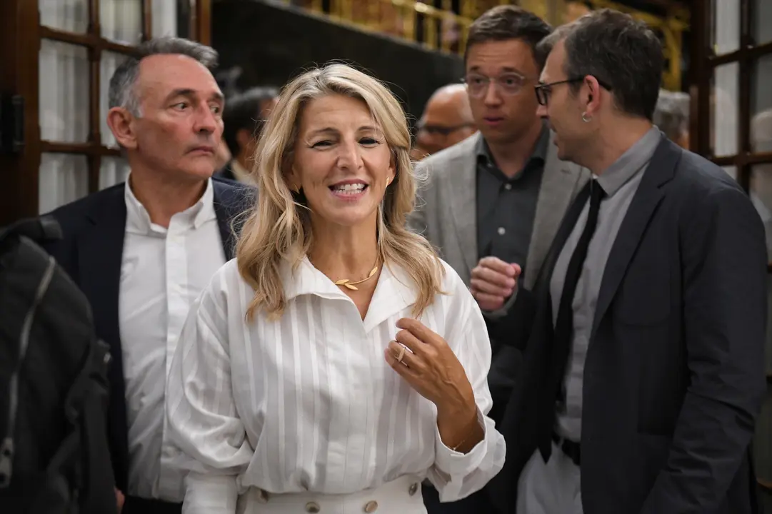 La vicepresidenta segunda del Gobierno y ministra de Trabajo, Yolanda D&iacute;az, a su salida de una sesi&oacute;n plenaria, en el Congreso de los Diputados. / Fernando S&aacute;nchez