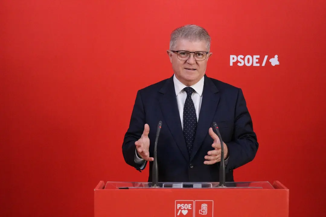 El secretario general del PSOE de la Regi&oacute;n de Murcia y portavoz del Grupo Parlamentario Socialista en la Asamblea Regional, Pepe V&eacute;lez. / EP