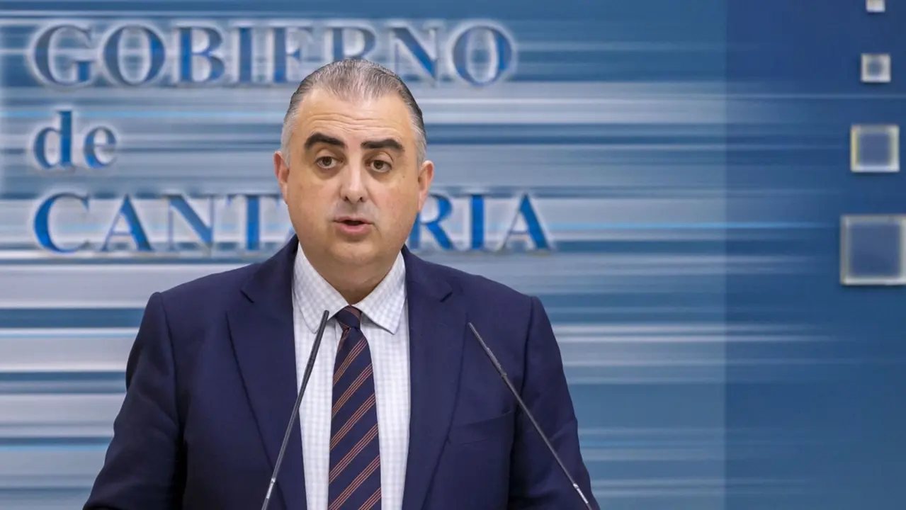 El consejero de Fomento, Ordenaci&oacute;n del Territorio y Medio Ambiente, Roberto Media. EP