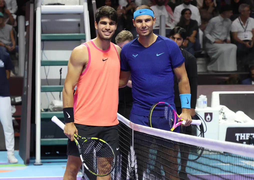 Carlos Alcaraz y Rafael Nadal en el Six Kings Slam. / Felice Calabr