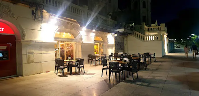 Fachada del restaurante Al norte. / G.R
