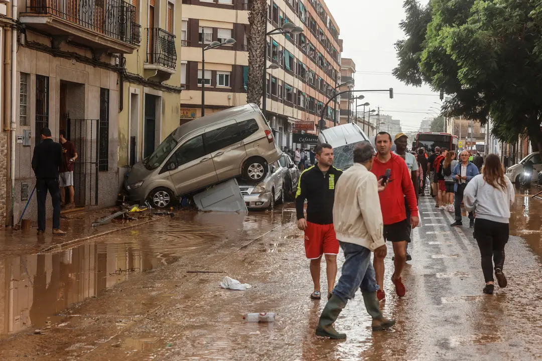 ROBER SOLSONA&hellip;.20241030&hellip;VALENCIA&hellip;&hellip;BARRIO De la Torre EN VALENCIA AFECTADO POR LA DANA.