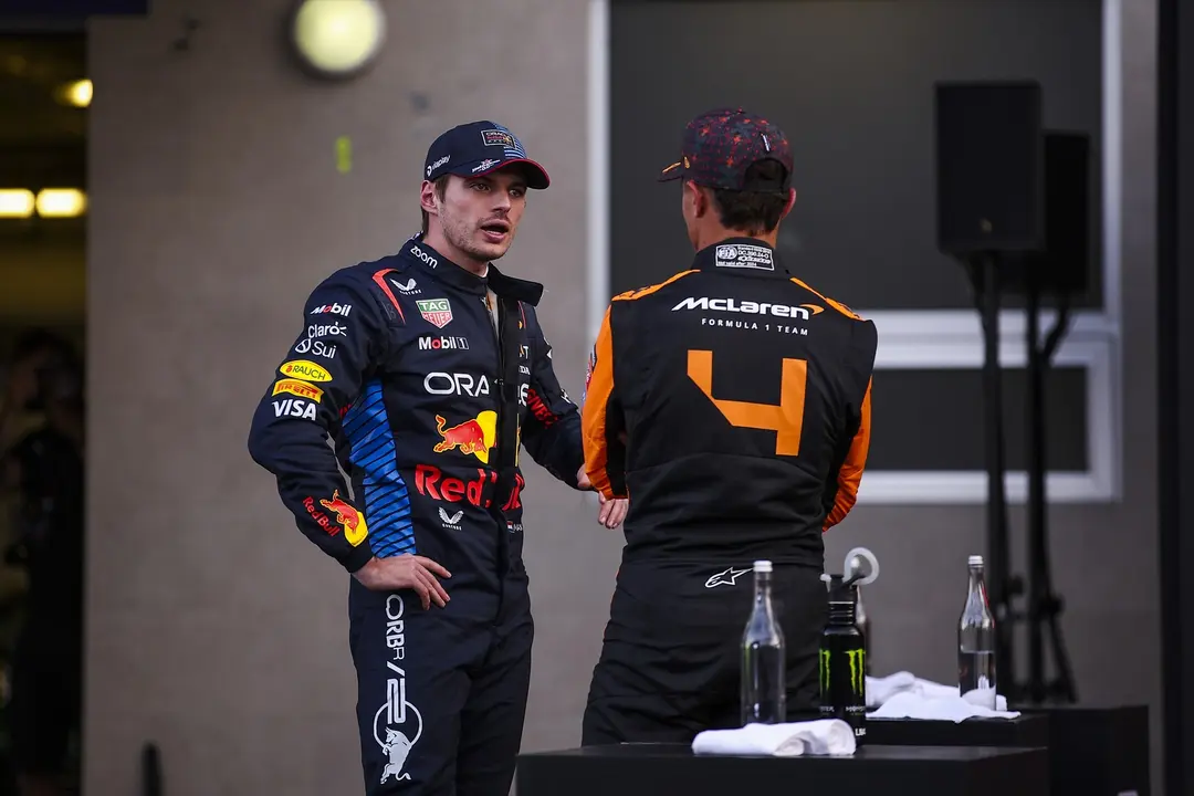 Los pilotos de F&oacute;rmula 1 Max Verstappen (Red Bull) y Lando Norris (McLaren), en el GP de M&eacute;xico 2024. / Eric Alonso