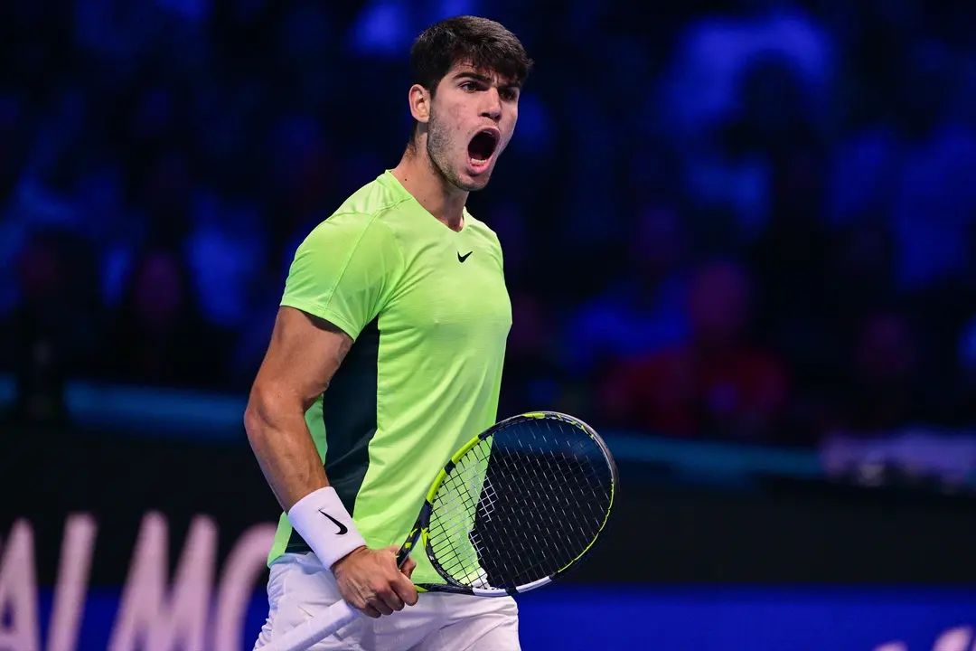 Carlos Alcaraz celebra una victoria en las Finales de la ATP de 2023. /  Marco Alpozzi