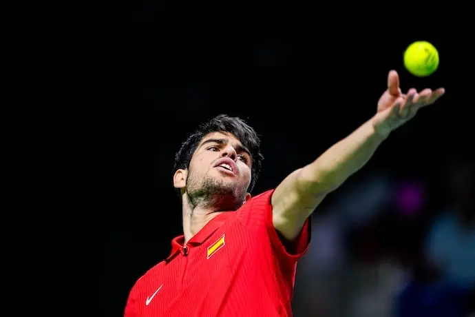 Carlos Alcaraz de Espa&ntilde;a en acci&oacute;n contra Tallon Griekspoor de Holanda durante el partido de tenis de la Copa Davis 2024 jugado entre Espa&ntilde;a y Holanda en el Pabell&oacute;n Mart&iacute;n Carpena el 19 de noviembre de 2024, en M&aacute;laga, Espa&ntilde;a.
Fecha: 19/11/2024.
Firma: AFP7 / Europa Press