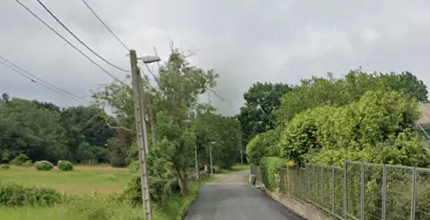 Un tramo de la calle Santa Teresa de Jes&uacute;s, en Torrelavega. / Alerta
