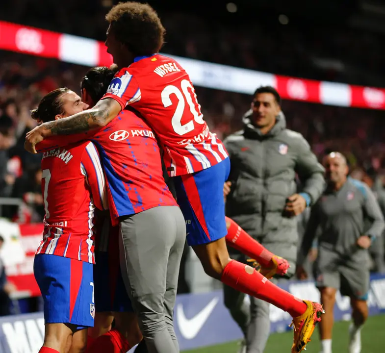 Los jugadores del Atl&eacute;tico celebran la victoria. / ATM
