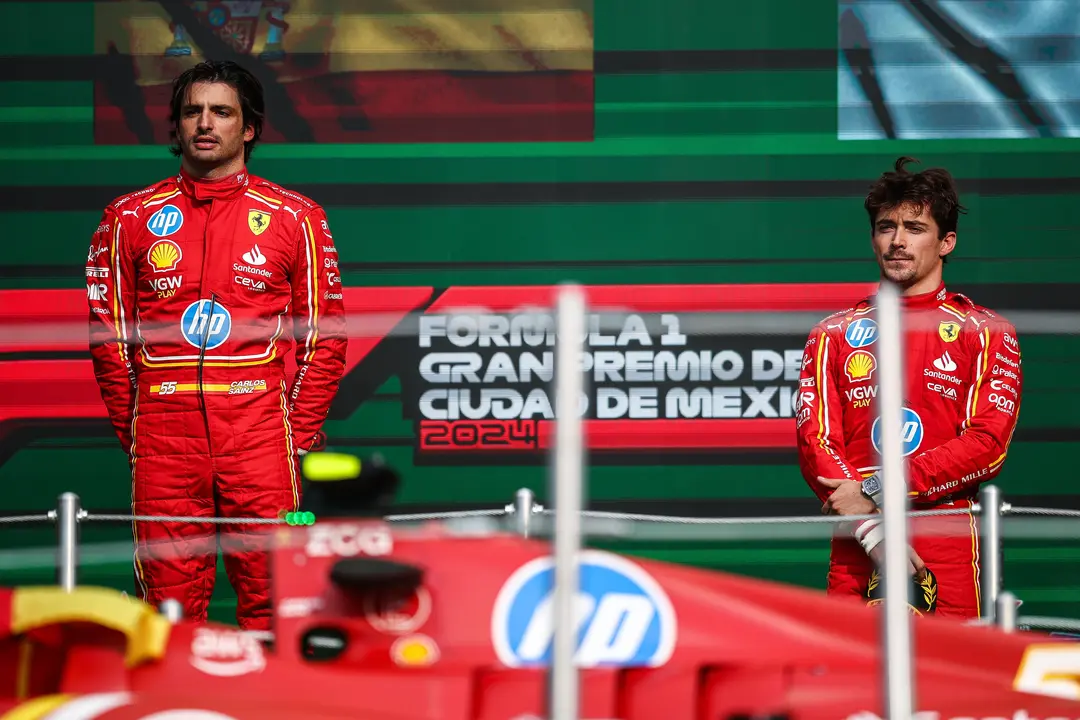 Los dos pilotos de Ferrari, Charles Leclerc y Carlos Sainz. / EP