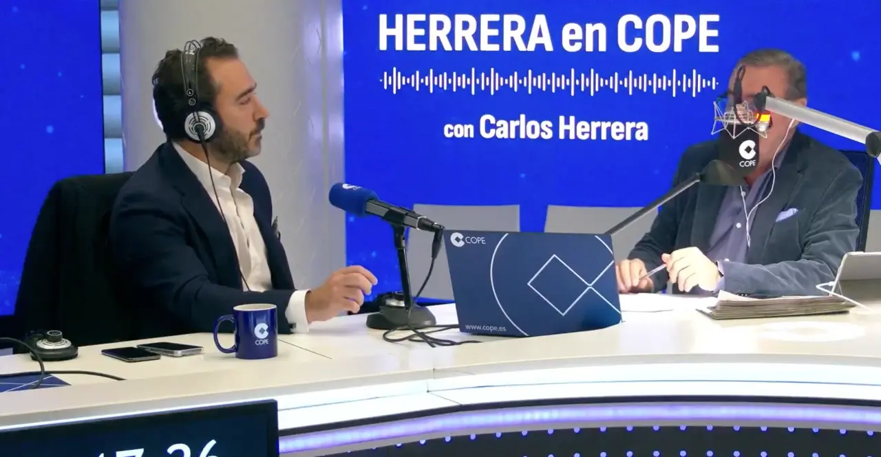 V&iacute;ctor de Aldama, en el centro de la pol&eacute;mica, ha implicado a altos cargos del Gobierno en supuestas tramas de corrupci&oacute;n durante su entrevista en COPE.