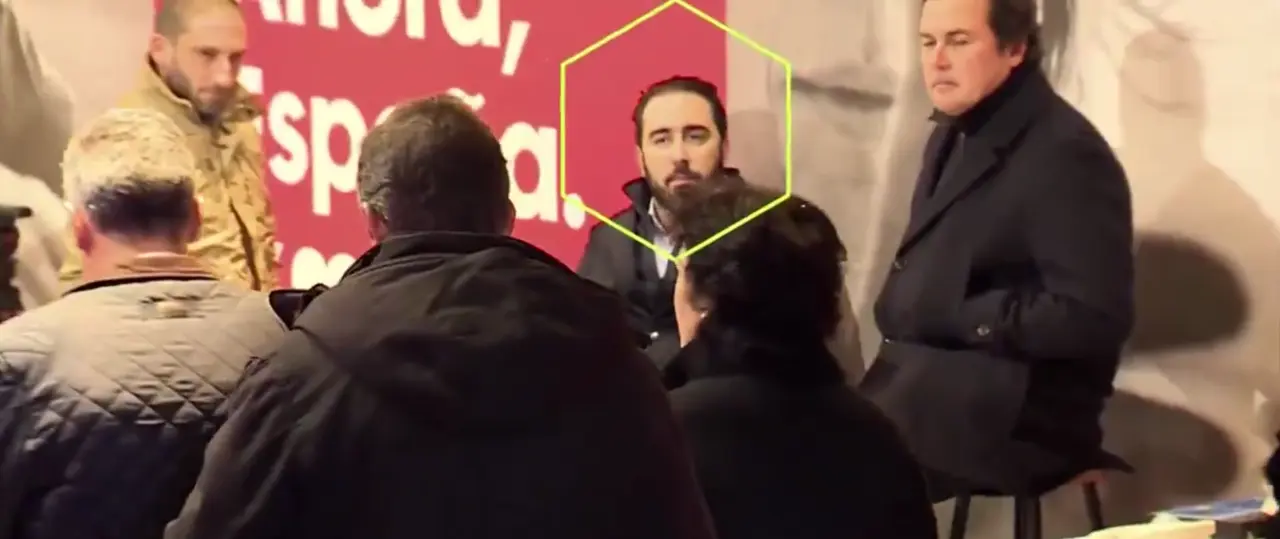La im&aacute;genes que demuestran que Aldama estuvo en la noche de las elecciones con el PSOE. / Captura de la Sexta Columna