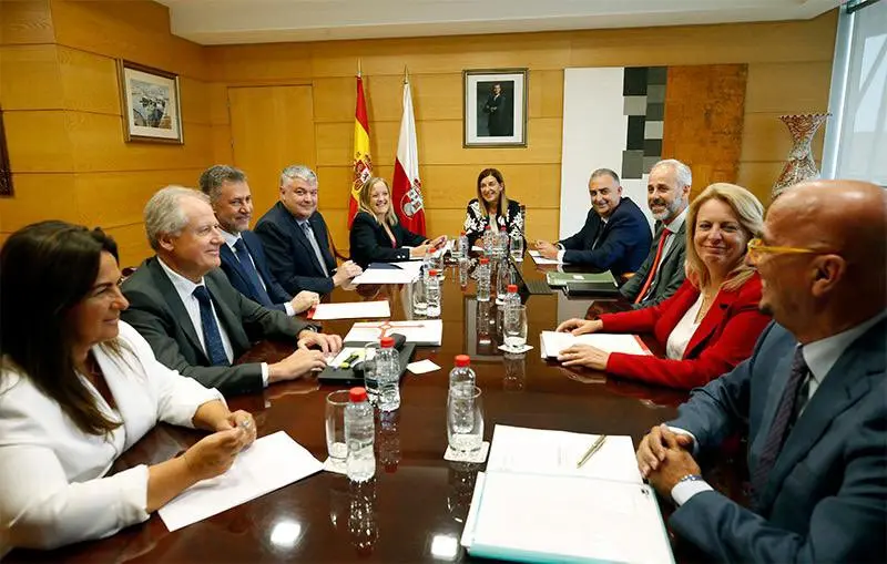 Buruaga ha presidido la reuni&oacute;n del Consejo de Gobierno. / Lara Revilla / Archivo