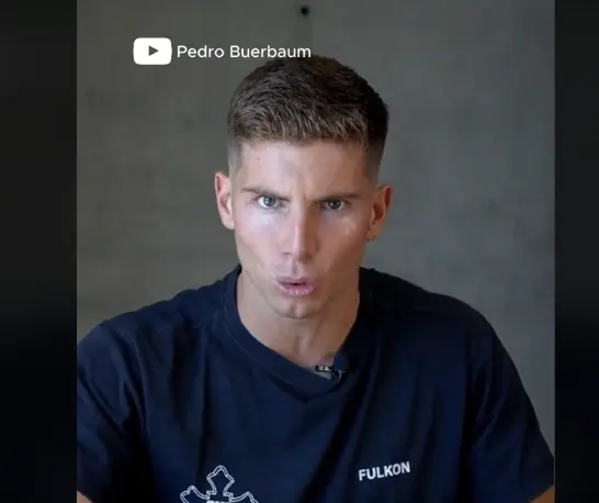 Captura de un v&iacute;deo del empresario publicado en Tik Tok. / Redes sociales