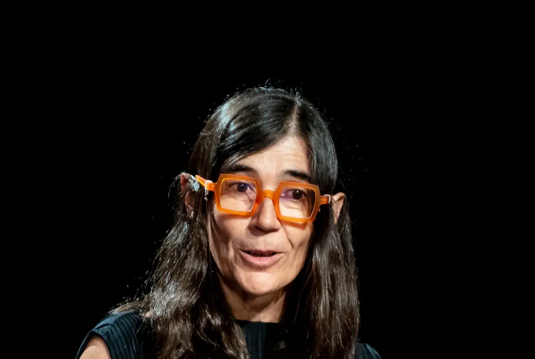 La bi&oacute;loga molecular Mar&iacute;a A. Blasco interviene tras recibir un premio durante la XXVI edici&oacute;n de los premios de la Asociaci&oacute;n 'El Club de las 25', en el Instituto Cervantes, a 5 de octubre de 2023, en Madrid (Espa&ntilde;a). Adem&aacute;s de la vicepresidenta, en el acto tambi&eacute;n han sido distinguidas por 'El Club de las 25' la abogada y pol&iacute;tica Mar&iacute;a Teresa Revilla, la reconocida activista feminista Bego&ntilde;a San Jos&eacute; Serr&aacute;n y la bi&oacute;loga molecular Mar&iacute;a A. Blasco. Tambi&eacute;n habr&aacute; dos premios especiales, uno dirigido a las mujeres afganas y otro, a t&iacute;tulo p&oacute;stumo, a la activista por los derechos de las mujeres iran&iacute; Mahsa Amini.
Fecha: 05/10/2023. leer menos

Foto de archivo

Firma: A. P&eacute;rez Meca / Europa Press