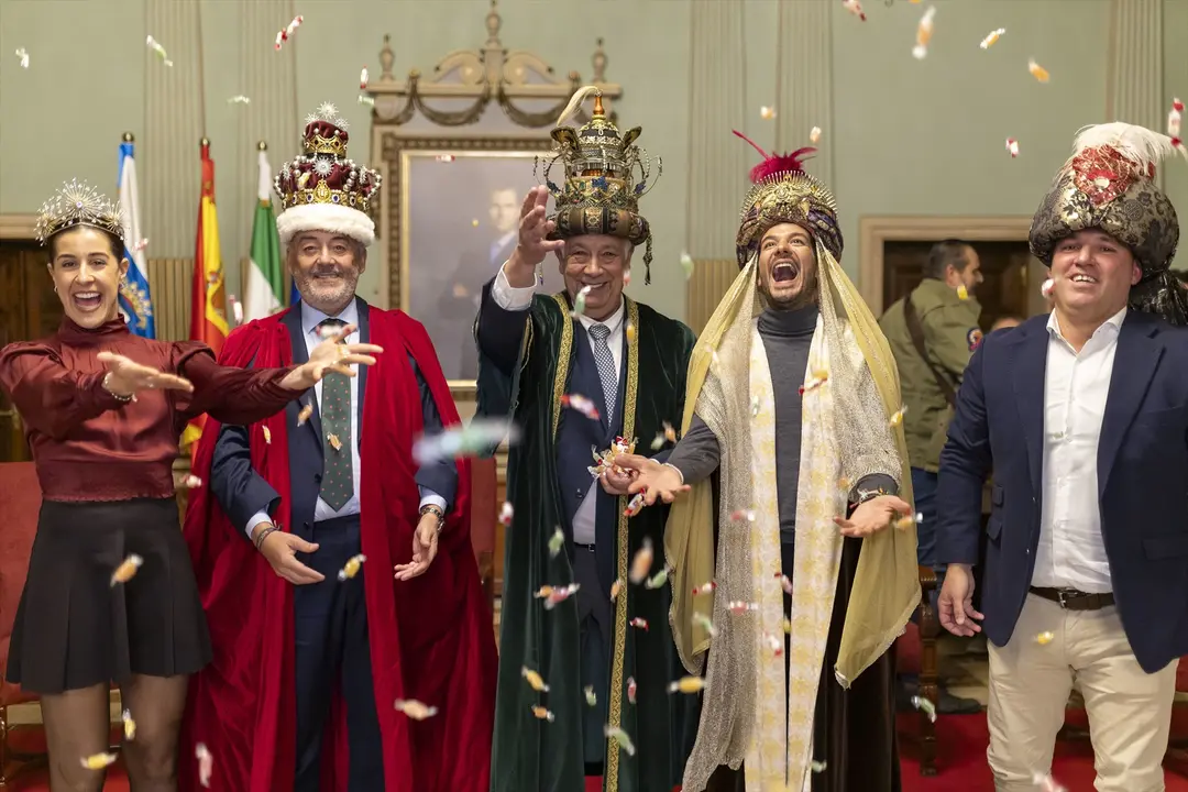 Coronaci&oacute;n de los Reyes Magos y presentaci&oacute;n de Estrella de la Ilusi&oacute;n. EP