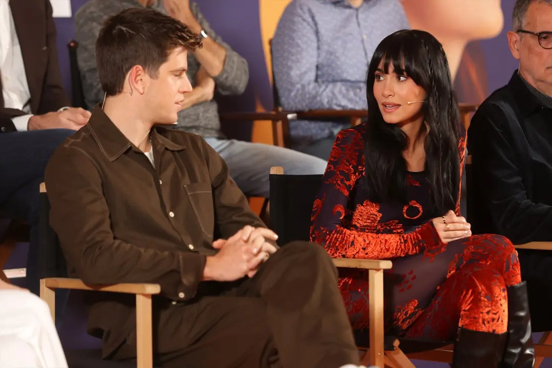 Aitana Oca&ntilde;a y Miguel Bernardeau en la presentaci&oacute;n de una serie. / EP / Archivo