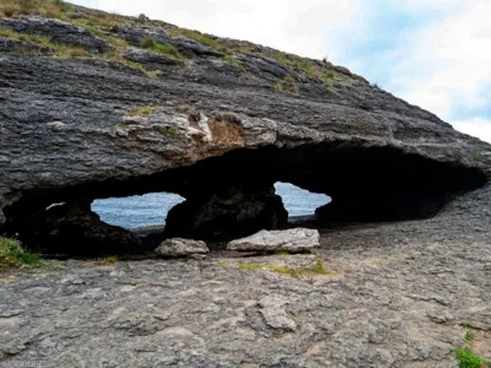 Cueva de la Ojerada en Ajo. / FB