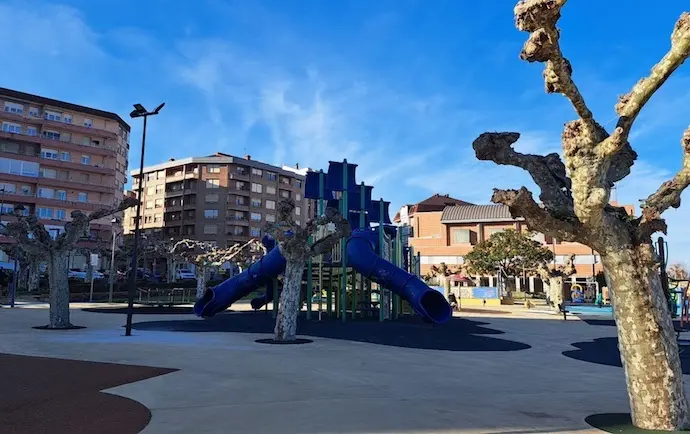 Uno de los parques en CAMARGO. / FB